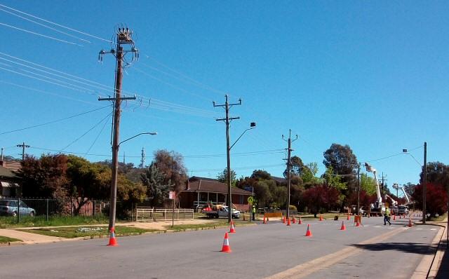 Power Lines Image of Power lines in Australia thanks to Bidgee (CC BY-SA 3.0)